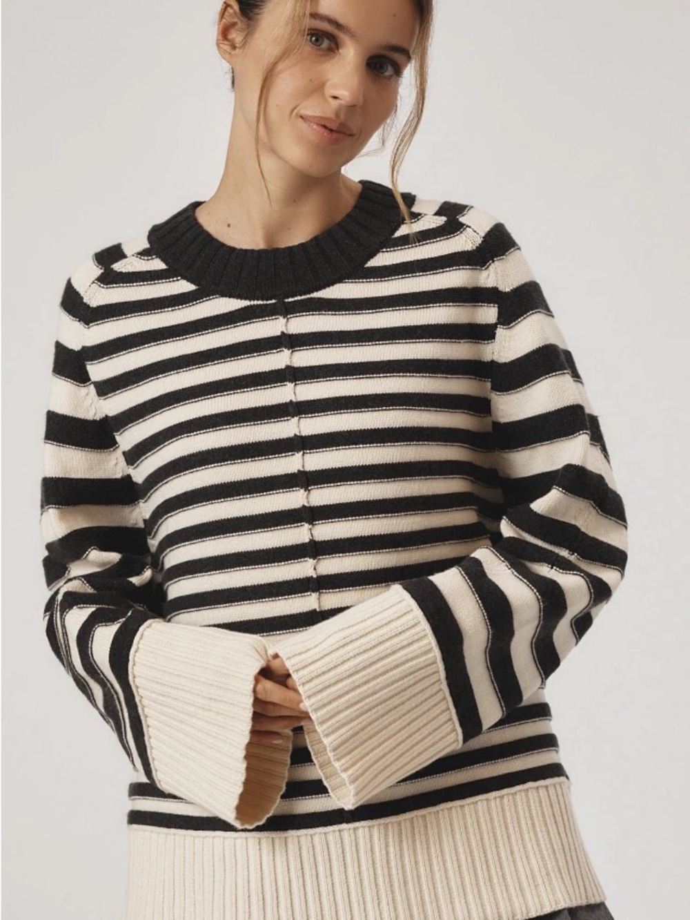 Maeve for Anthropologie Chandler Gray and Ivory Striped Crewneck Sweater size xs